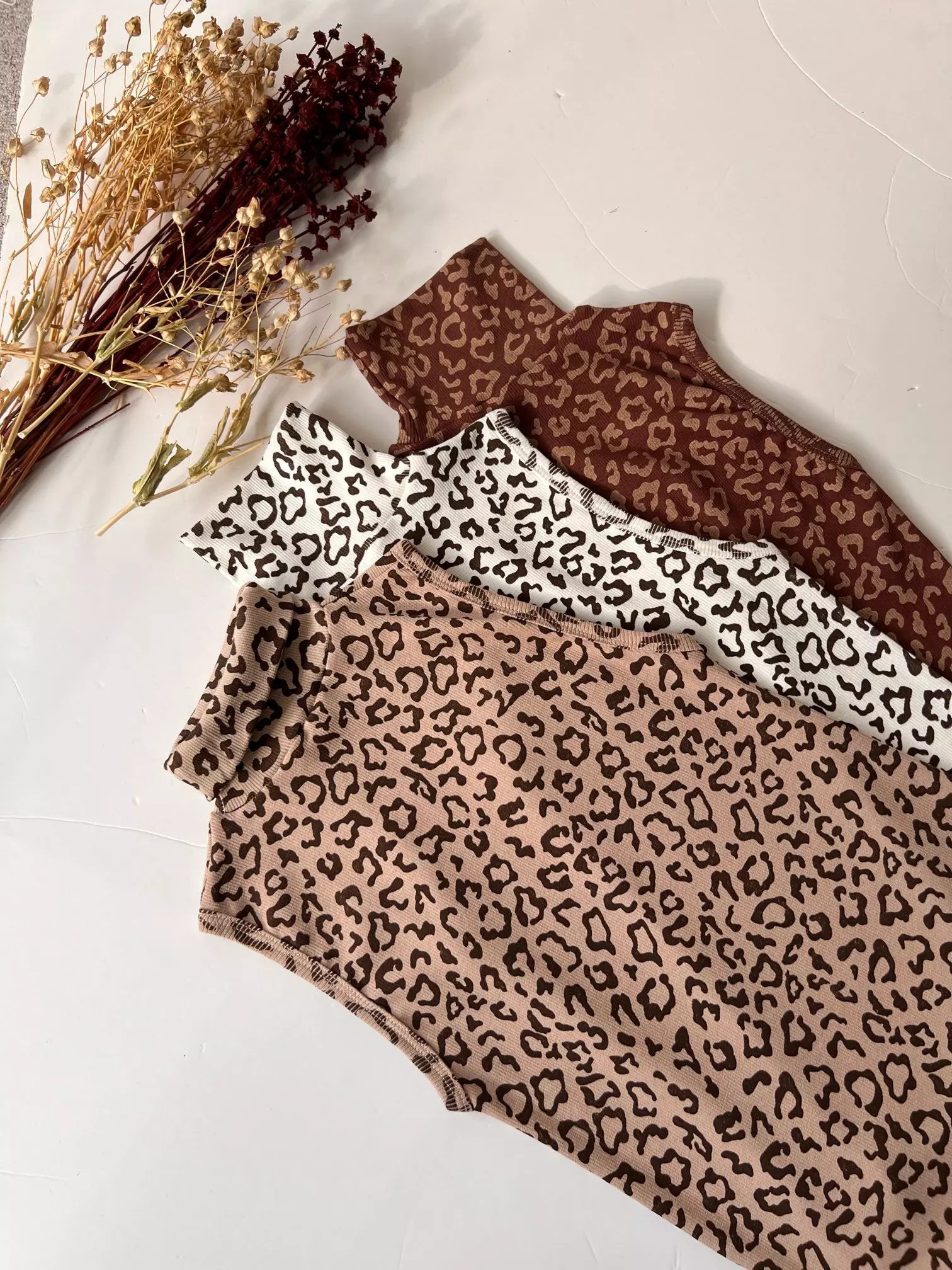 تاپ یقه اسکی پلنگی *